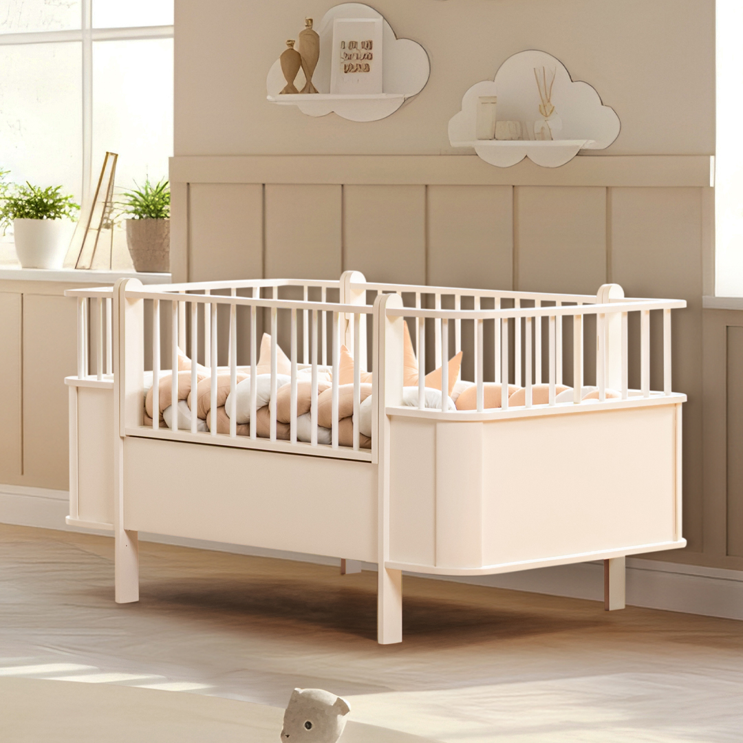 Dünya Büyüyen Beşik (80x130cm/Krem)